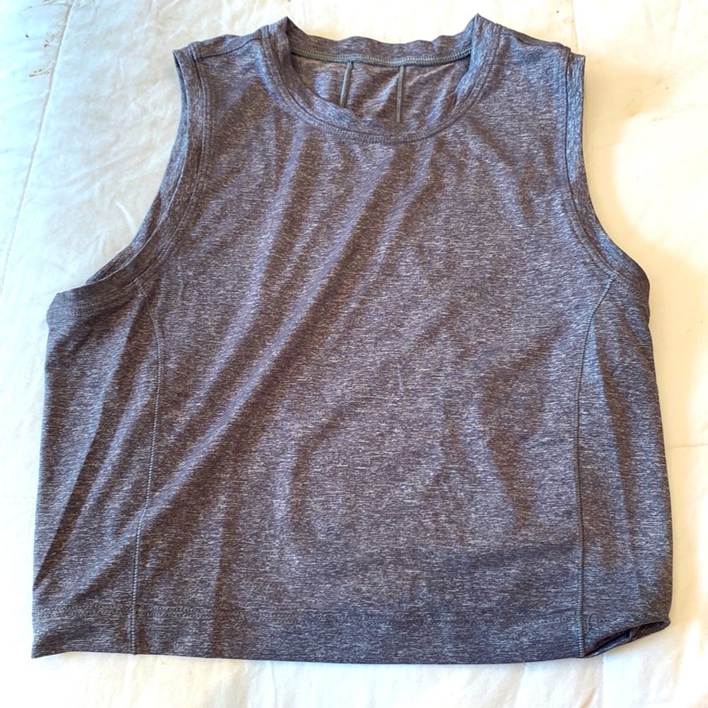 Lululemon crop tank